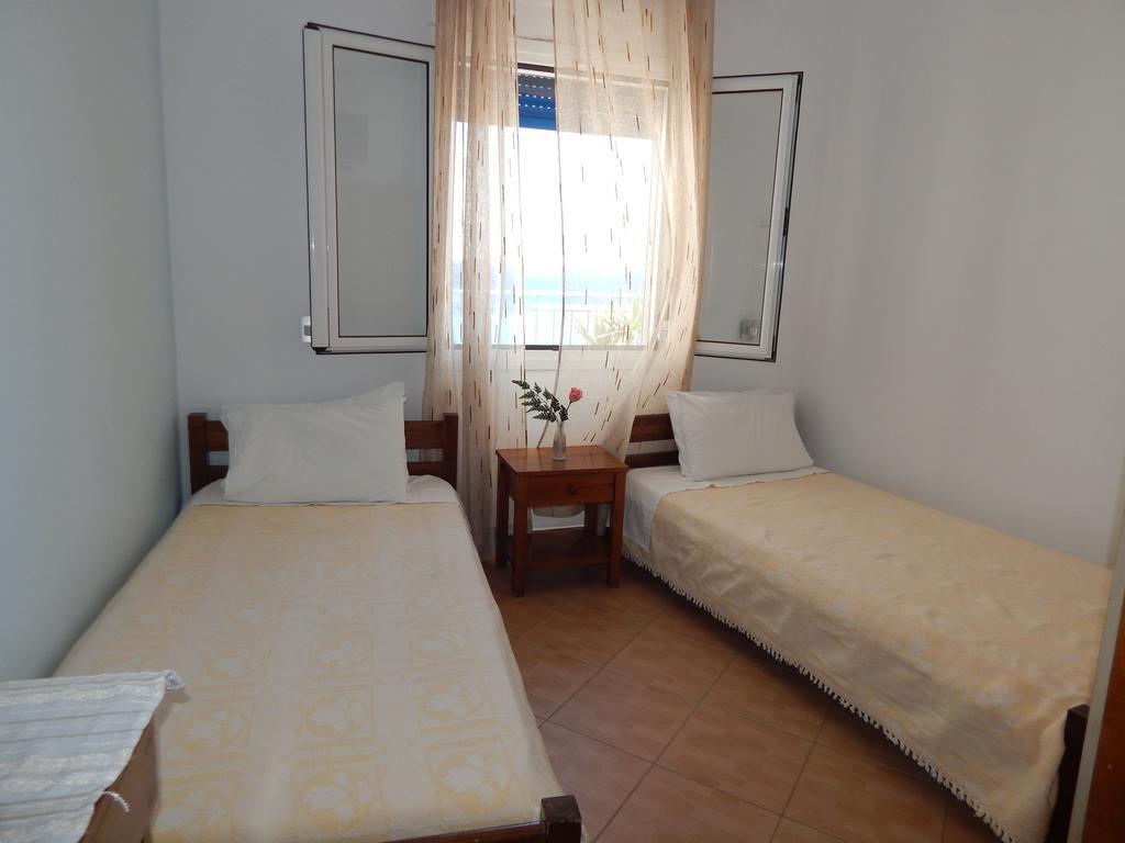 Akti Pension Ágios Kírykos Kamer foto